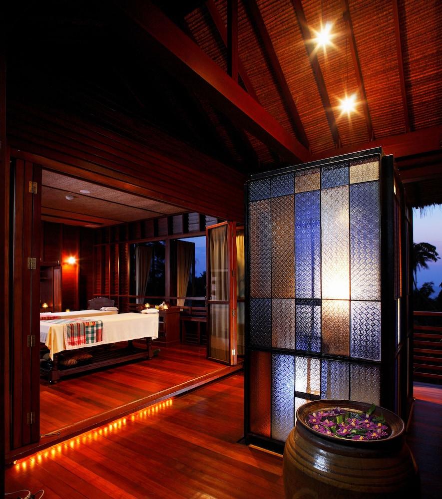Zeavola Resort Phi Phi Don Interno foto Interior of a villa at the resort