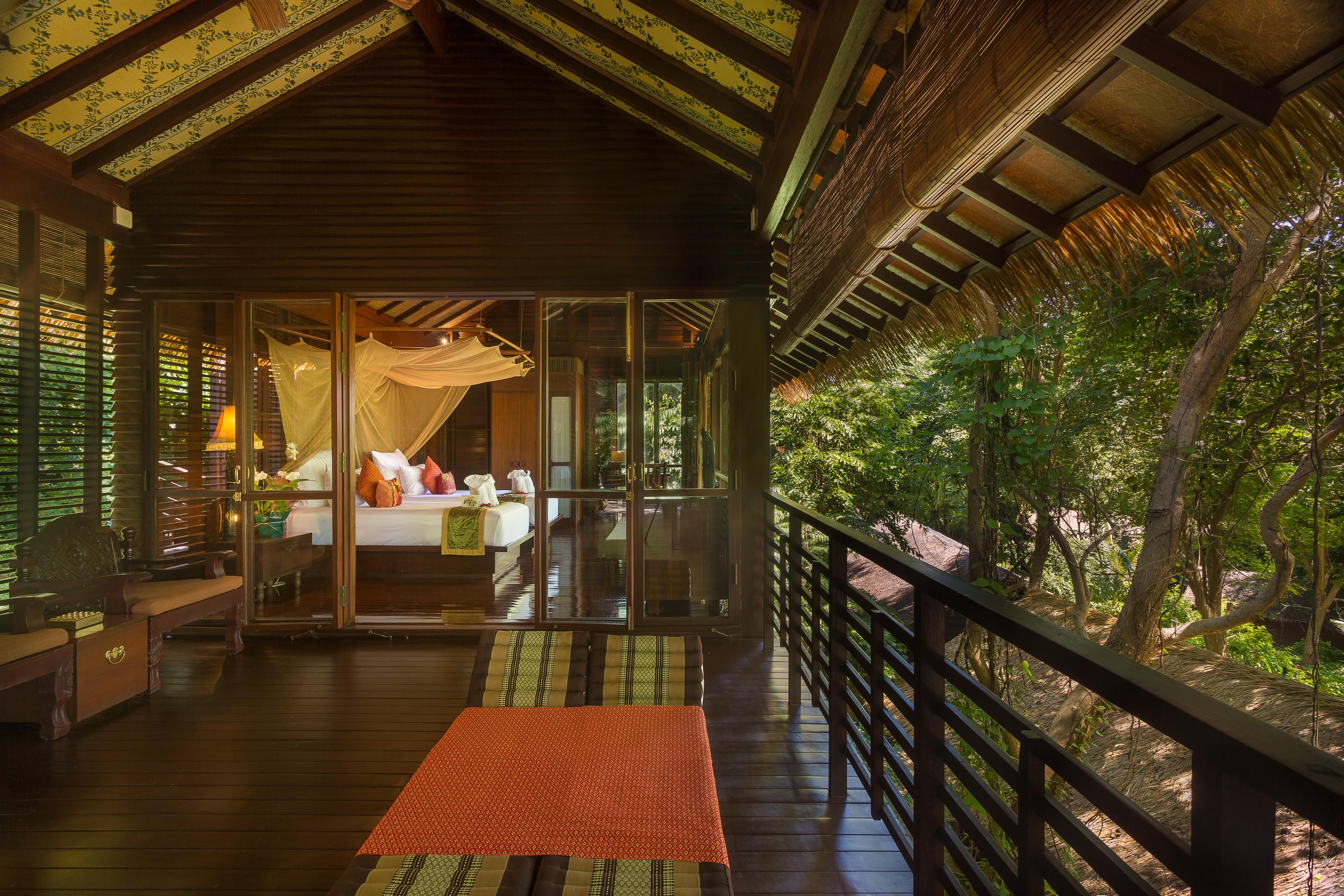 Zeavola Resort Phi Phi Don Esterno foto A bedroom at the resort