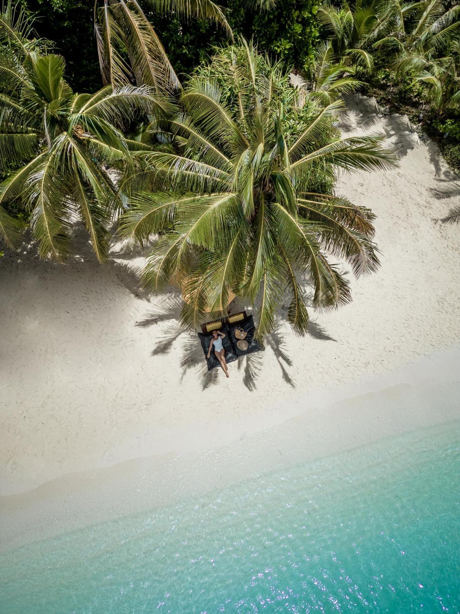 Zeavola Resort Phi Phi Don Esterno foto Aerial view of the beach