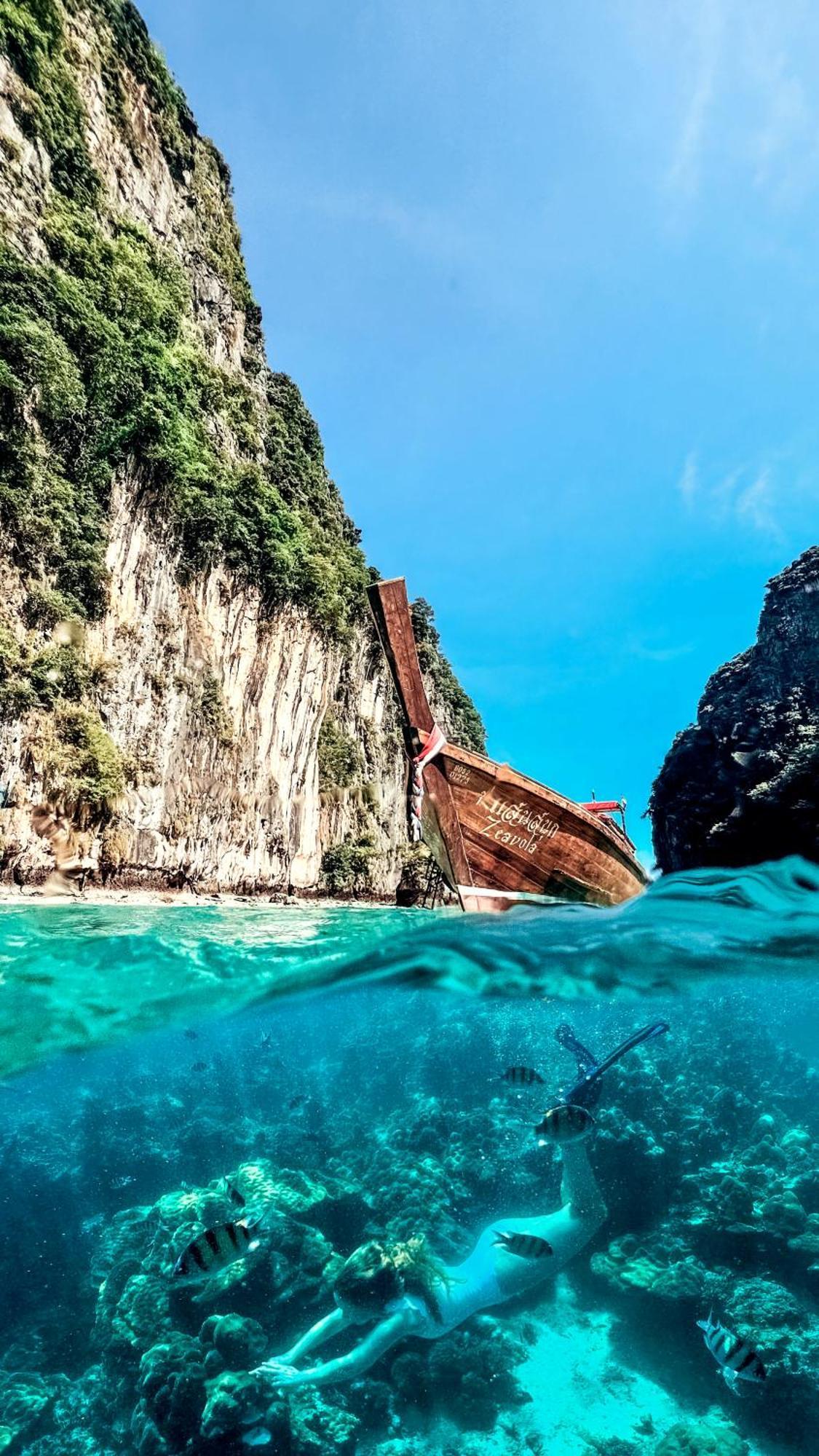 Zeavola Resort Phi Phi Don Esterno foto The King Cruiser