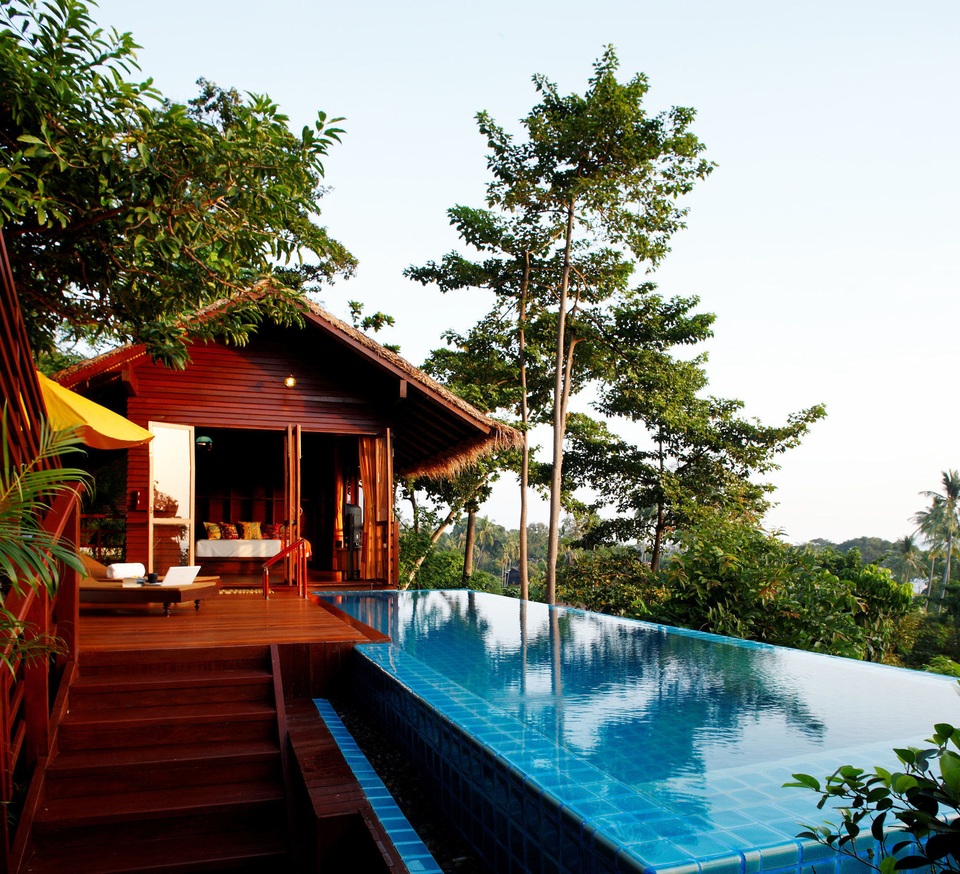 Zeavola Resort Phi Phi Don Servizi foto A pool villa at the resort